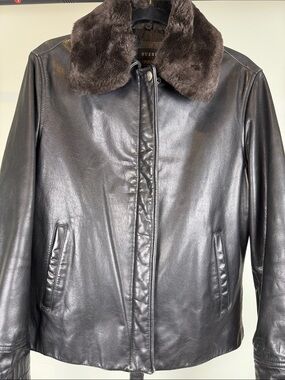 ✨90s Vintage GUESS  Leather Bomber Jacket Faux Fur Collar Size M Mobwife Grunge